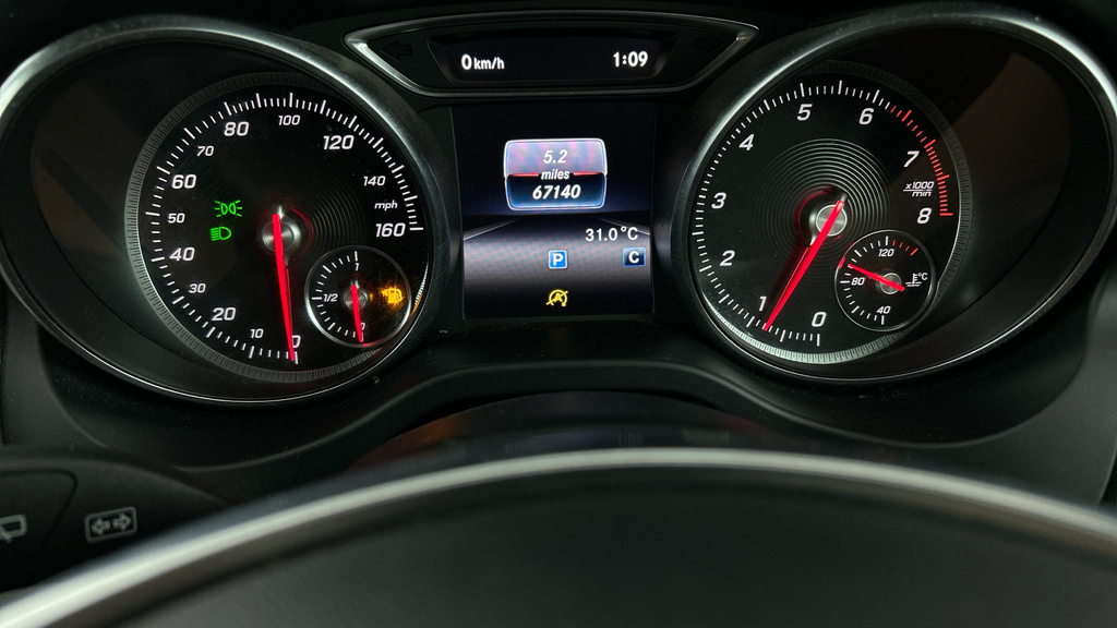 Mercedes-Benz GLA Class 1.6 Gla200 Sport Suv 7G-dct Euro 6 Ss Grey #18
