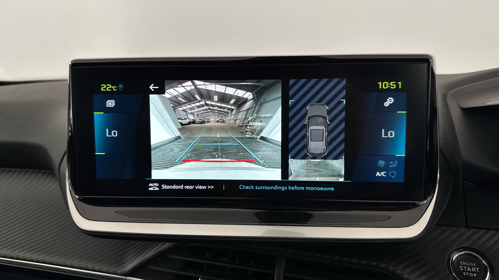 Peugeot e-2008 50Kwh Gt Premium Suv 136 Ps #25