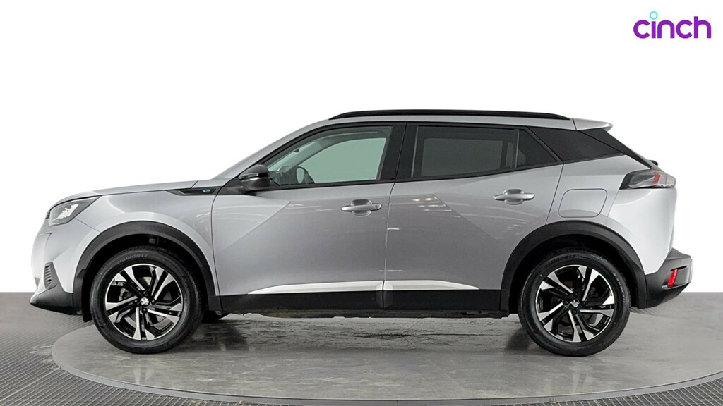 Peugeot e-2008 50Kwh Gt Premium Suv 136 Ps #6