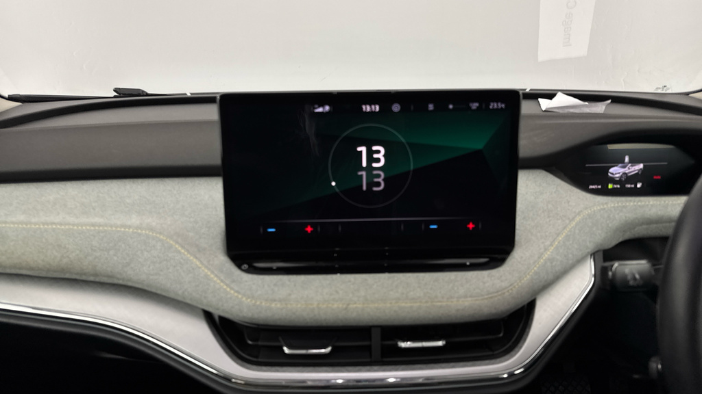 Skoda ENYAQ 220Kw Vrs 82Kwh 4X4 Green #12