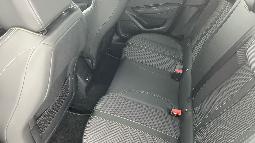 Peugeot e-208 50Kwh Gt Premium 7Kw Charger Black #23