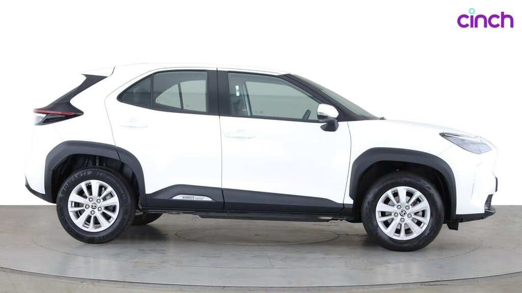 Toyota Yaris Cross Icon White #2