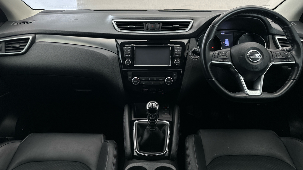 Nissan Qashqai 1.3 Dig-t Acenta Premium Dct Euro 6 Ss Black #15