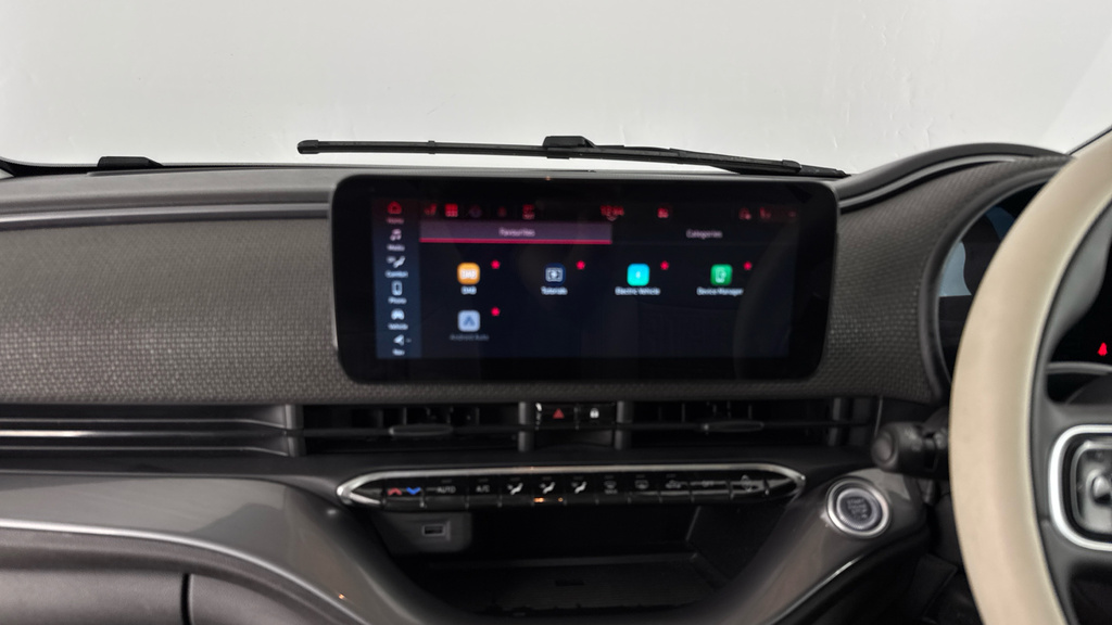 Fiat 500E 42Kwh La Prima Convertible 118 Green #12