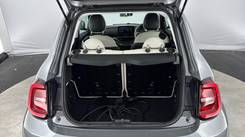 Fiat 500E 42Kwh La Prima Convertible 118 Green #15
