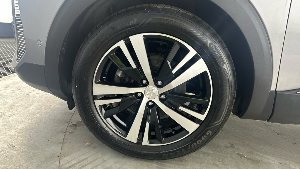 Peugeot 5008 1.5 Bluehdi Gt Eat Grey #24