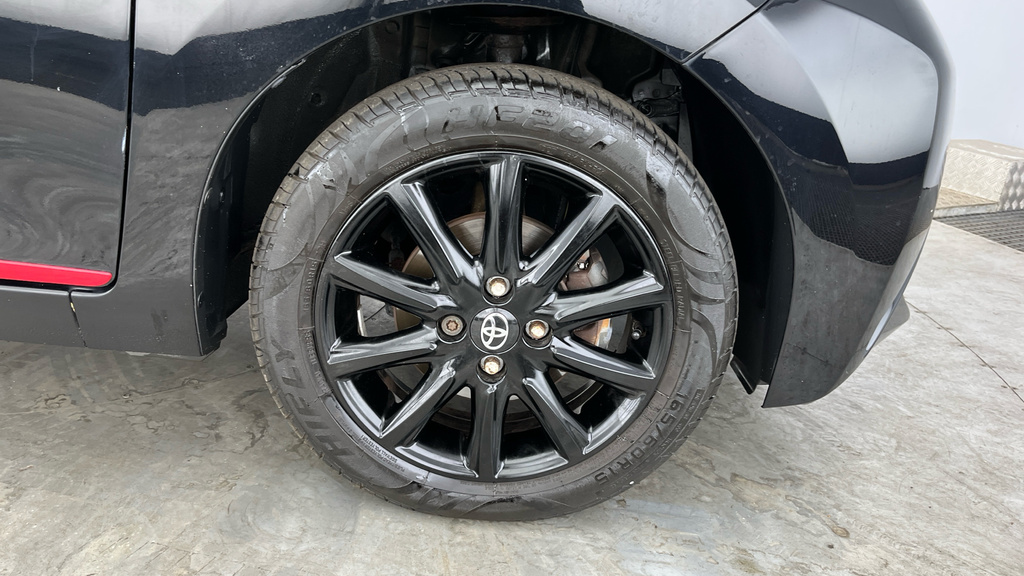 Toyota Aygo X Aygo X-play Vvt-i Cvt White #25