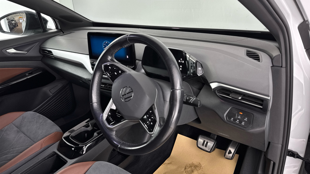 Volkswagen ID.4 Pure 52Kwh City Suv 148 Ps Grey #9