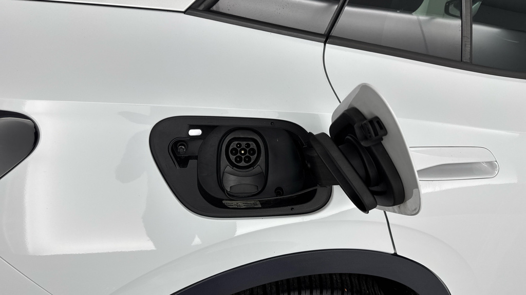 Volkswagen ID.4 Pure 52Kwh City Suv 148 Ps Grey #21