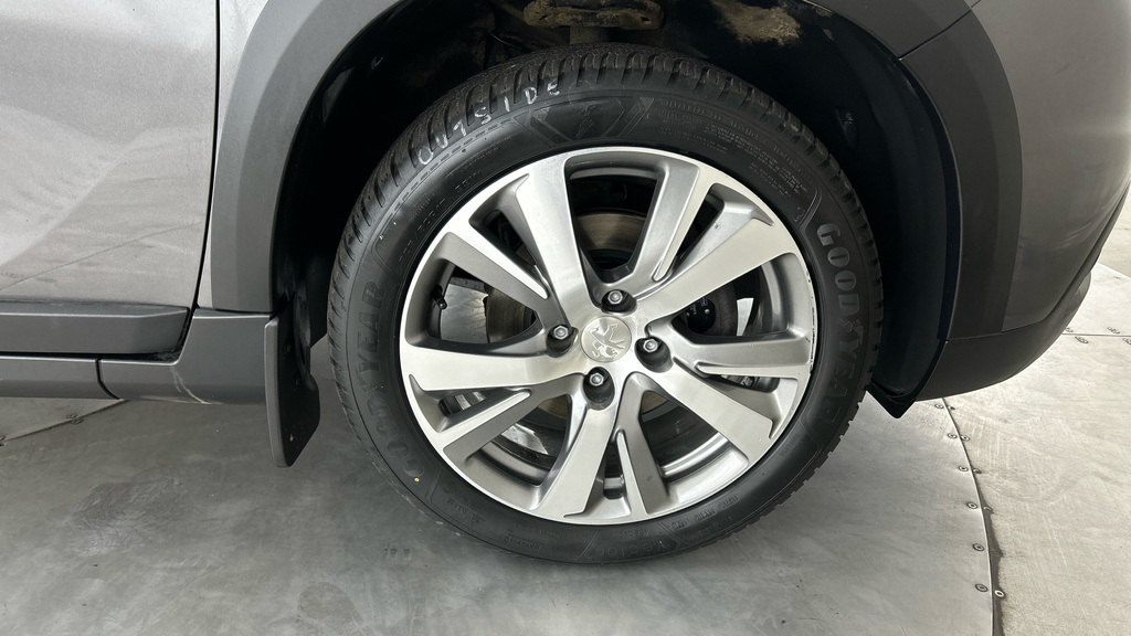 Peugeot 2008 1.2 Puretech Gt Line Suv Eat Euro 6 S White #25