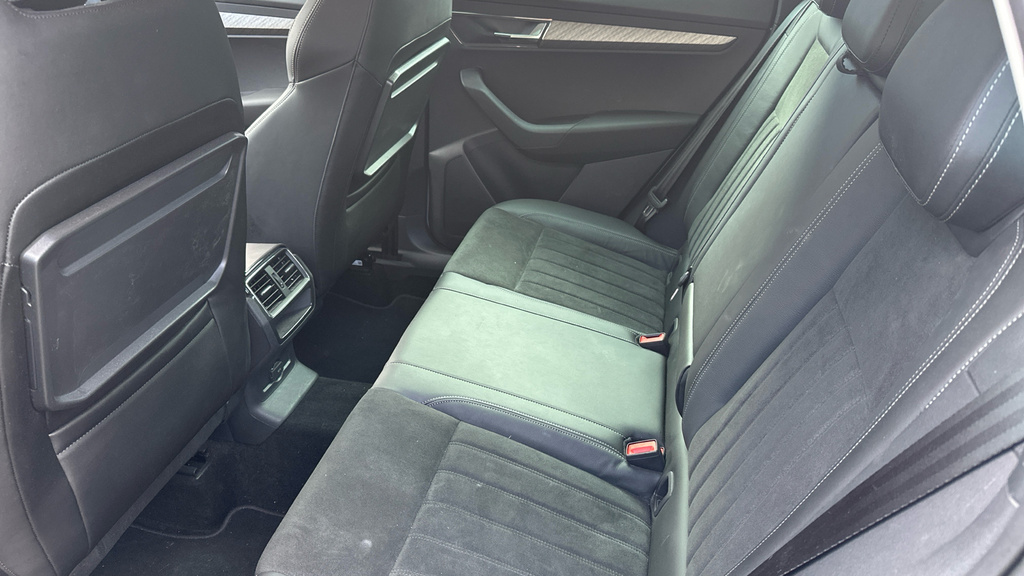 Skoda Karoq 2.0 Tdi 150 Sportline 4X4 Dsg Grey #14