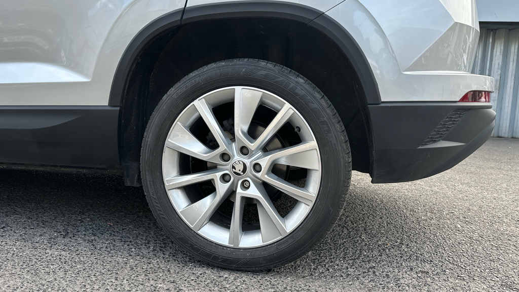 Skoda Karoq 2.0 Tdi 150 Sportline 4X4 Dsg Grey #18