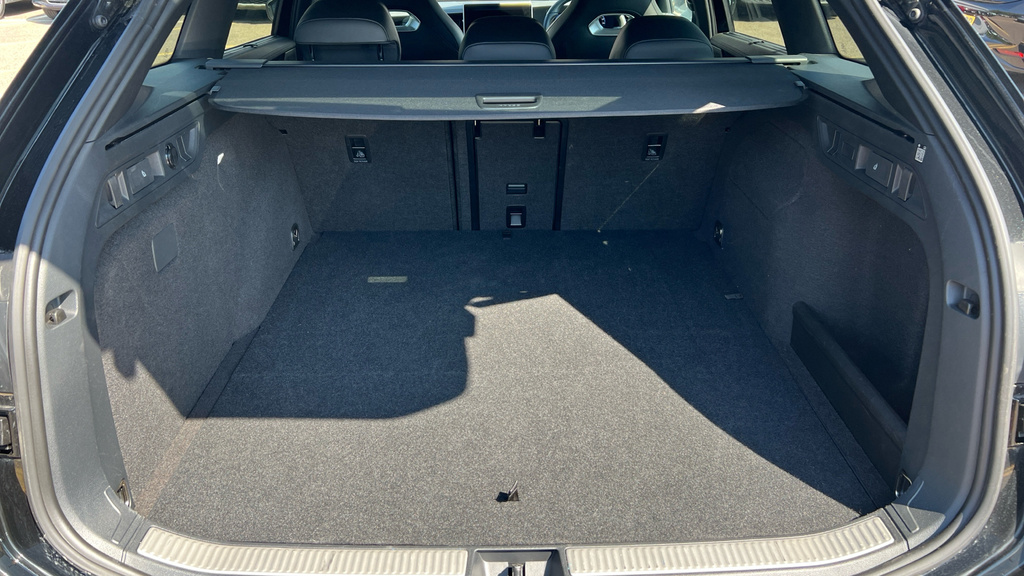 Volkswagen Passat 1.5 Tsi Ehybrid 19.7Kwh R Line Estate P Grey #18