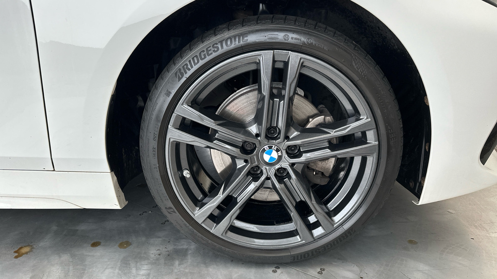 BMW 1 Series 118I 136 M Sport Live Cockpit Professional Black #26