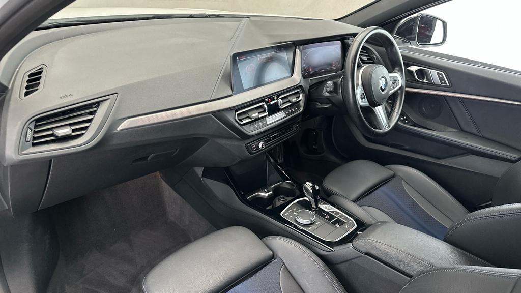 BMW 1 Series 118I 136 M Sport Live Cockpit Professional Black #12