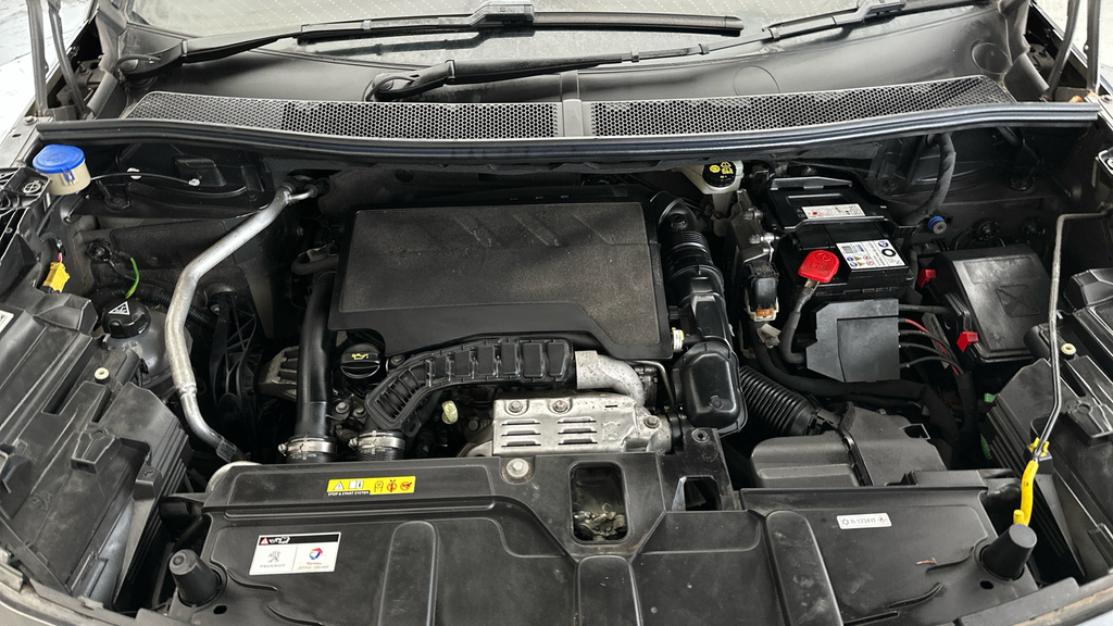 Peugeot 5008 Peugeot 5008 Gt Black #23