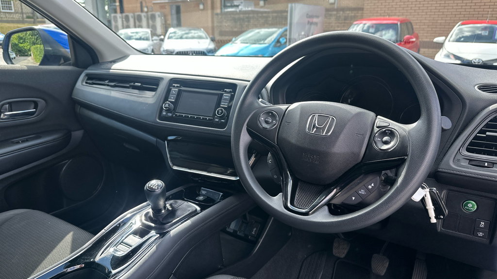 Honda Hr-V Hr-v 1.5 I-vtec Ex Euro 6 Ss 1969 Honda Silver #19