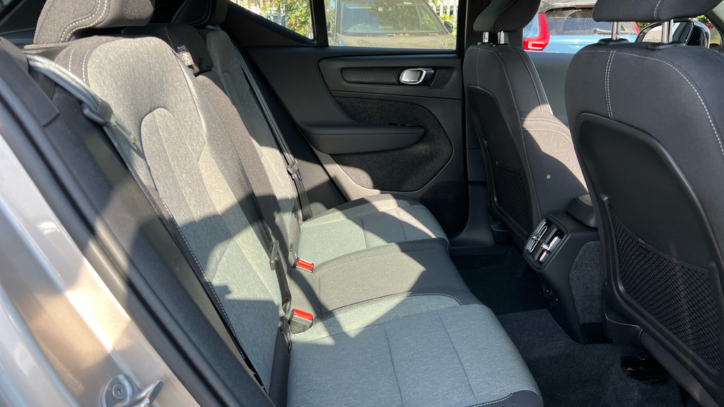 Volvo XC40 300Kw Recharge Twin Plus 78Kwh Awd Estate Black #25
