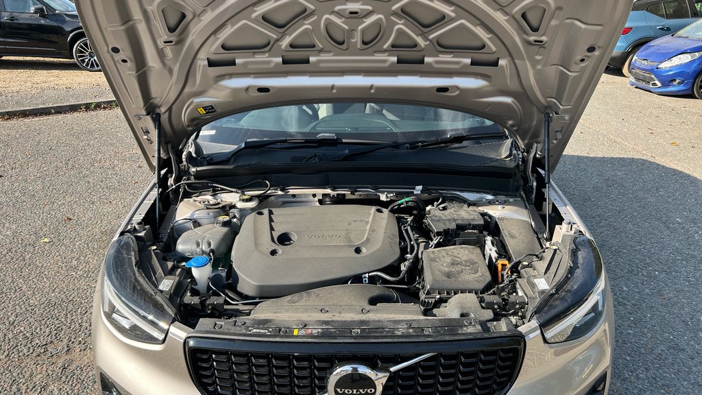 Volvo XC40 300Kw Recharge Twin Plus 78Kwh Awd Estate Black #19