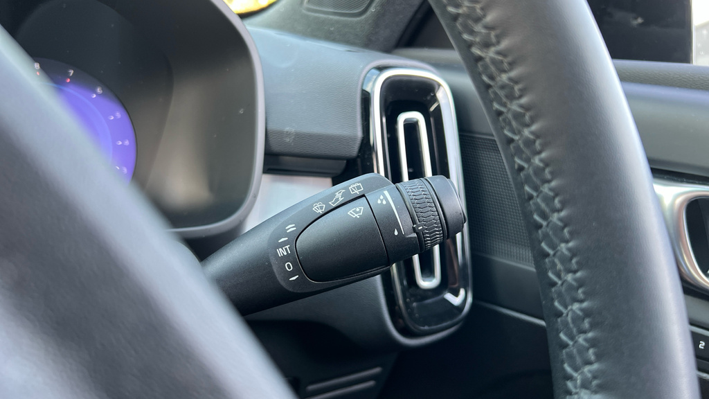 Volvo XC40 300Kw Recharge Twin Plus 78Kwh Awd Estate Black #31