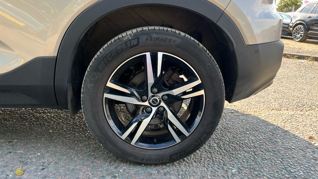 Volvo XC40 300Kw Recharge Twin Plus 78Kwh Awd Estate Black #23
