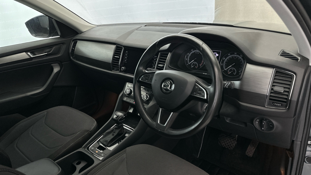 Skoda Kodiaq 2.0 Tsi 190Ps 4X4 Sportline 7 Seats Dsg Suv Red #10
