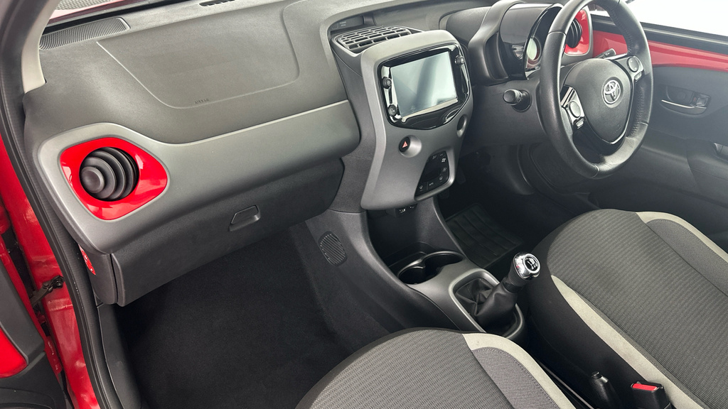 Toyota Aygo X 1.0 Vvt-i X-trend Euro 6 Black #10