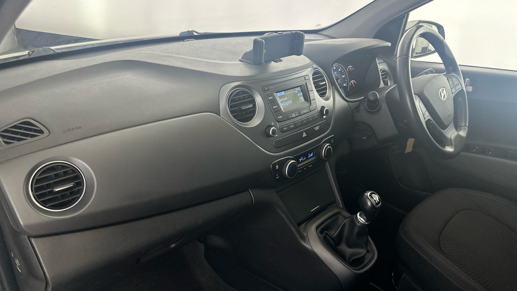 Hyundai I10 1.2 Se Hatchback Euro 5 En66umg White #10