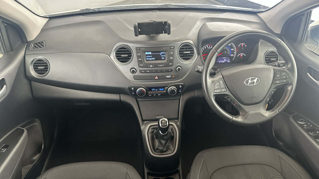 Hyundai I10 1.2 Se Hatchback Euro 5 En66umg White #11