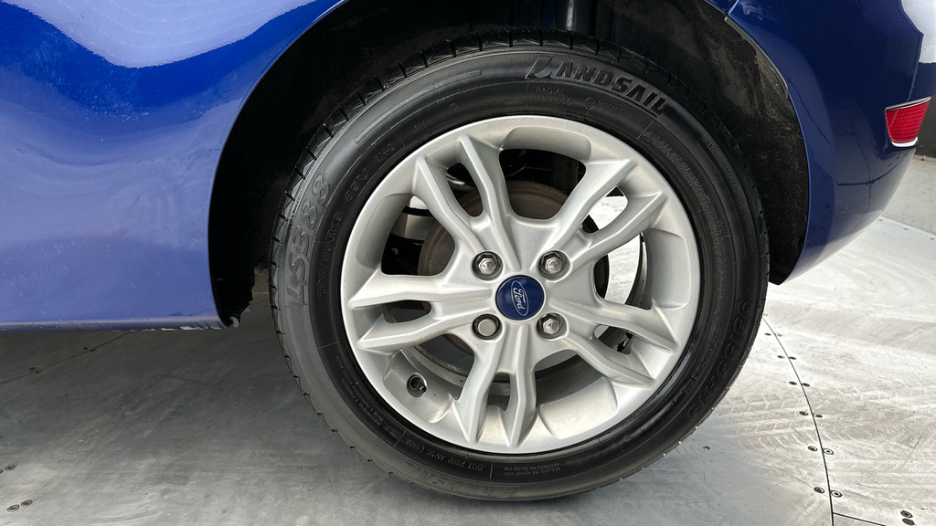Ford Fiesta 2016 1.25 Zetec Hatchback Euro 6 Blue #21
