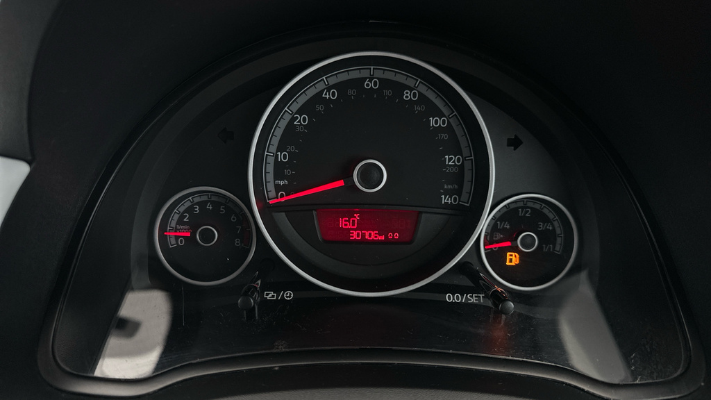Volkswagen Up 2018 1.0 Up Beats Hatchback Eur Red #13