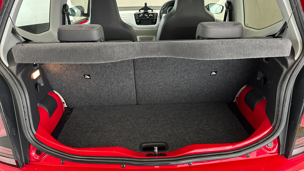 Volkswagen Up 2018 1.0 Up Beats Hatchback Eur Red #15