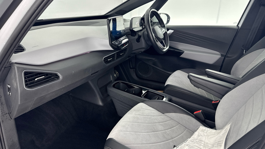 Volkswagen ID.3 107Kw Family Pro 58Kwh 18 East Derry A Grey #10
