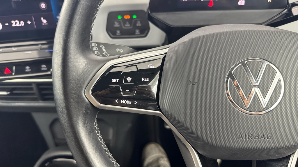 Volkswagen ID.3 107Kw Family Pro 58Kwh 18 East Derry A Grey #24