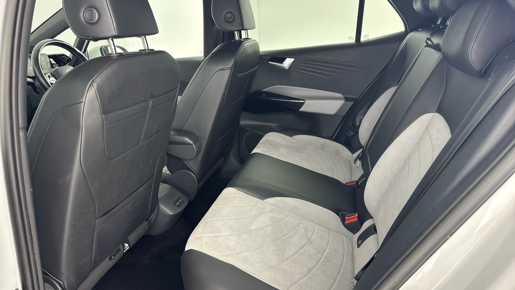 Volkswagen ID.3 107Kw Family Pro 58Kwh 18 East Derry A Grey #14