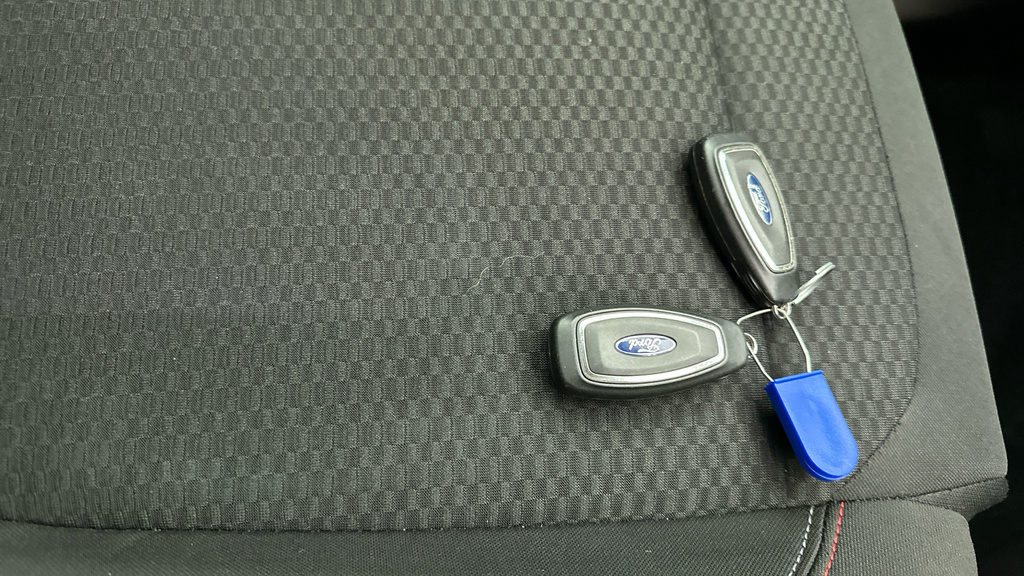 Ford Fiesta 1.1 Zetec 3Drrear Sensors - Lane Assist - Heated White #23