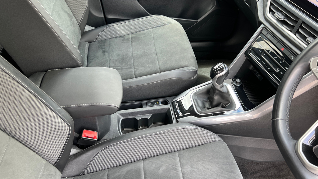 Volkswagen T-Roc 1.0 Tsi Life Euro 6 5-Door Grey #46