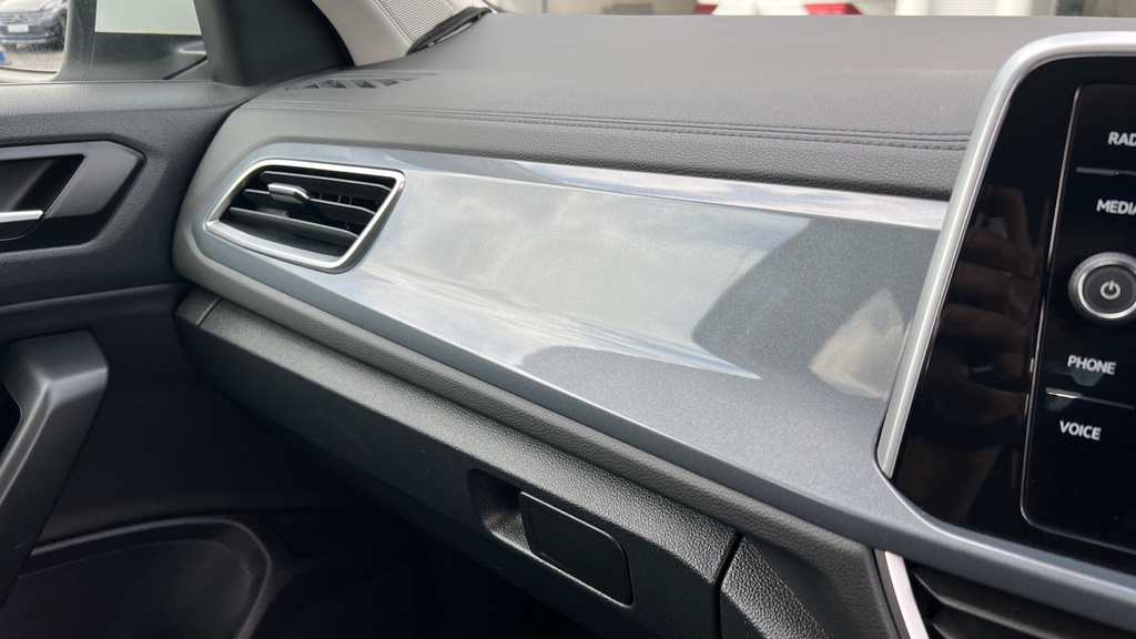Volkswagen T-Roc 1.0 Tsi Life Euro 6 5-Door Grey #39
