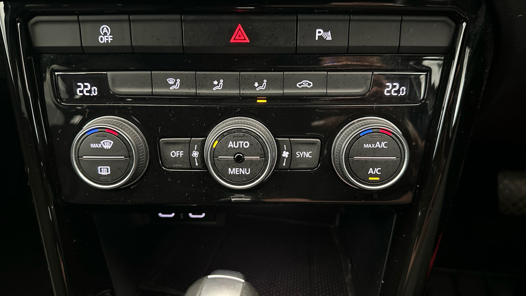 Volkswagen T-Roc 1.0 Tsi Black Edition Suv Euro 6 Grey #17