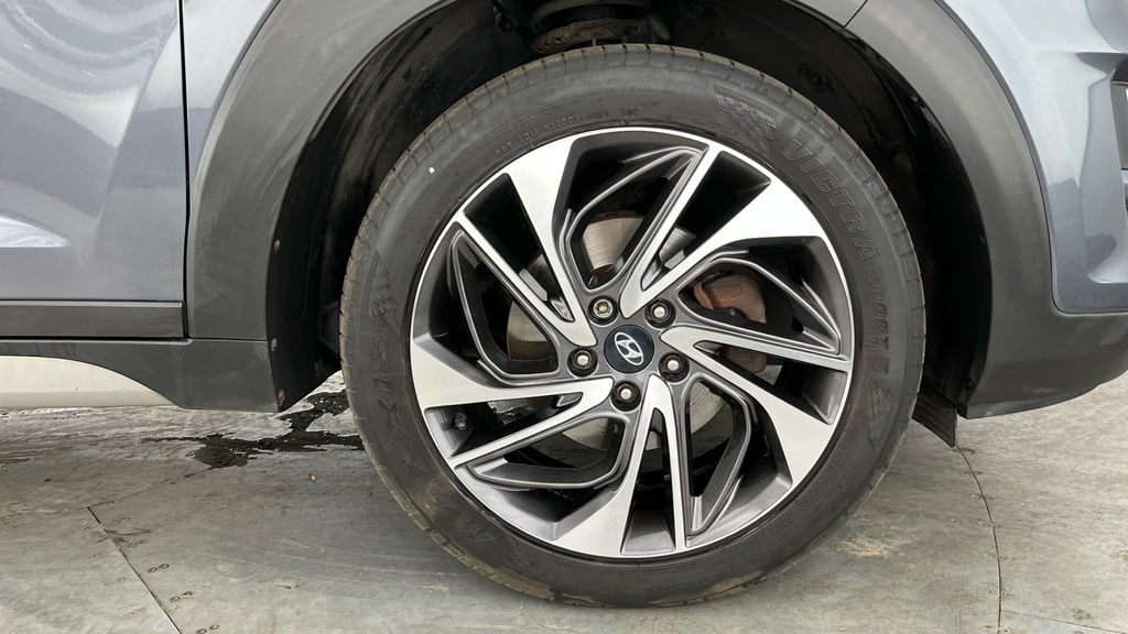 Hyundai Tucson 1.6 Gdi Se Nav Suv Euro 6 Ss Grey #33