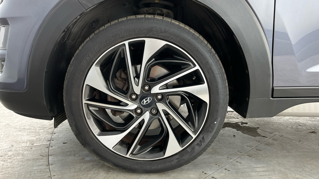 Hyundai Tucson 1.6 Gdi Se Nav Suv Euro 6 Ss Grey #30