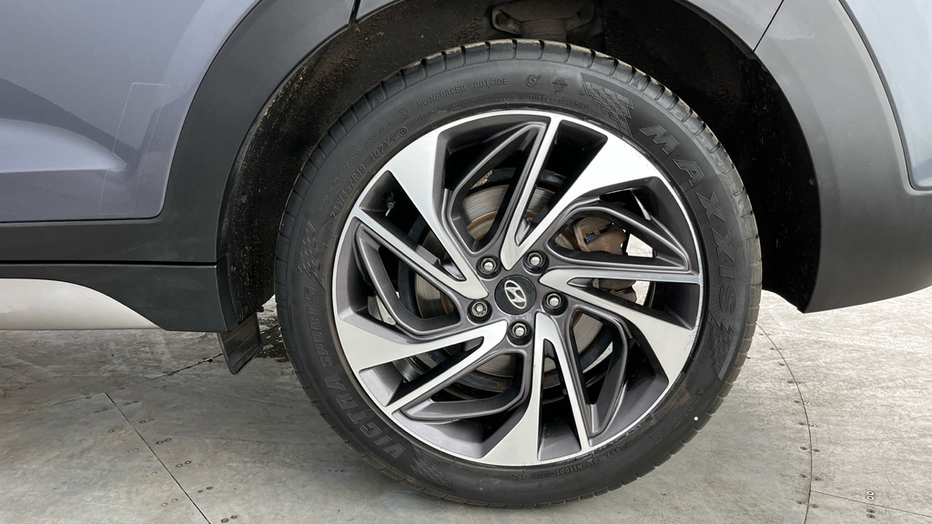 Hyundai Tucson 1.6 Gdi Se Nav Suv Euro 6 Ss Grey #31