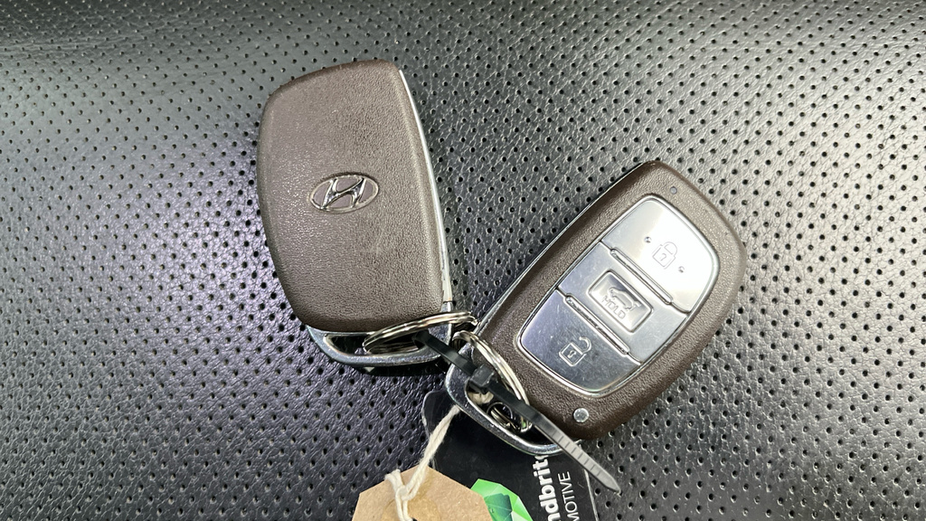 Hyundai Tucson 1.6 Gdi Se Nav Suv Euro 6 Ss Grey #10