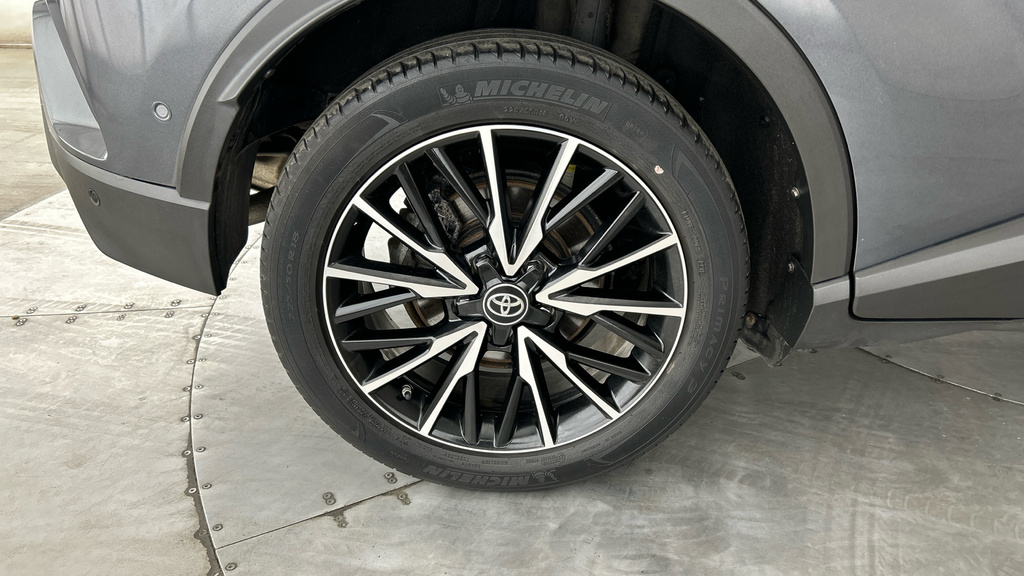 Toyota C-Hr 1.8 Vvt-h Excel Cvt Euro 6 Ss Silver #24