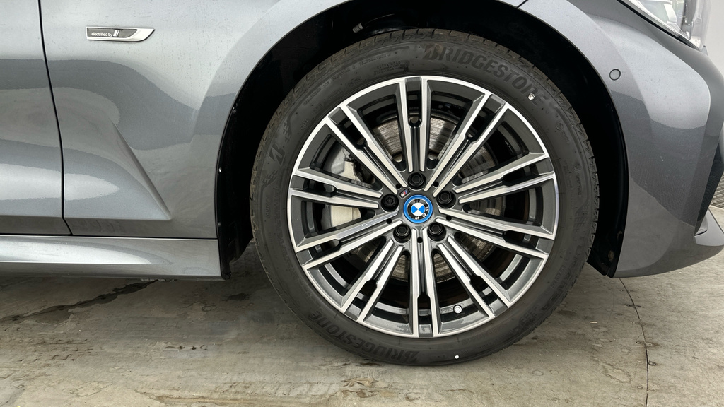 BMW 3 Series G21 330E Xdrive Sport Touring Lci Xb1g 2.0I White #33