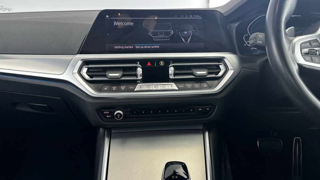 BMW 3 Series G21 330E Xdrive Sport Touring Lci Xb1g 2.0I White #25