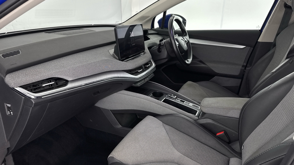 Skoda ENYAQ 132Kw 60 Ecosuite 62Kwh 120Kw Silver #10