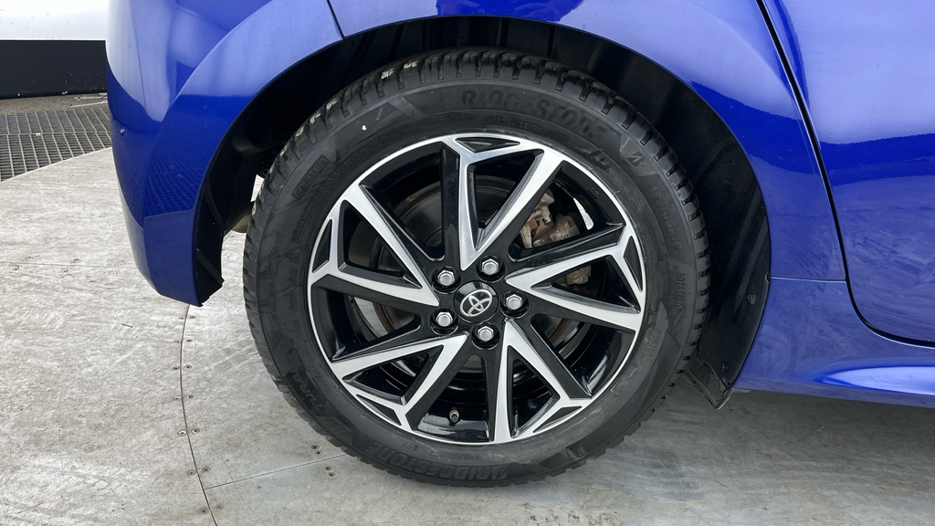 Toyota Yaris 1.5 Vvt-i Y20 Bi-tone Blue #25