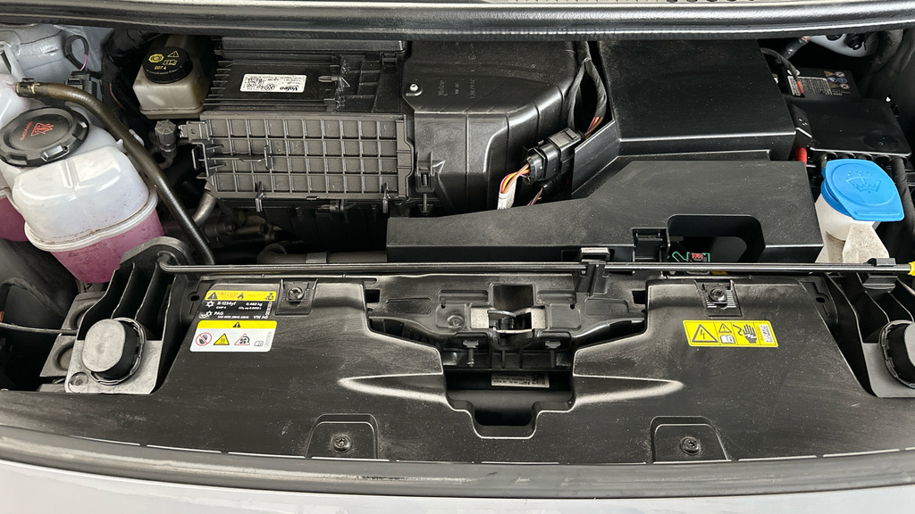 Volkswagen ID.3 58Kwh Family Pro Pan Roof - One Owner Grey #22