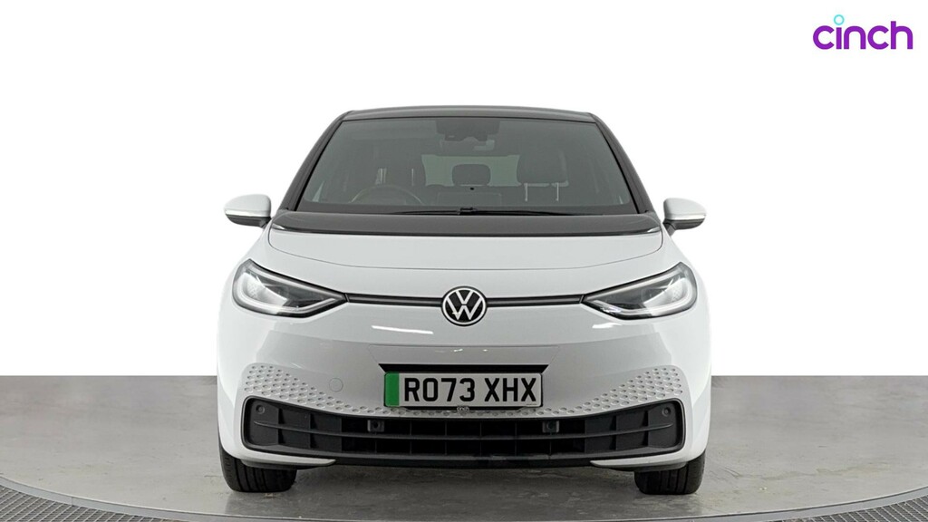 Volkswagen ID.3 107Kw Family Pro 58Kwh 18 East Derry B White #8